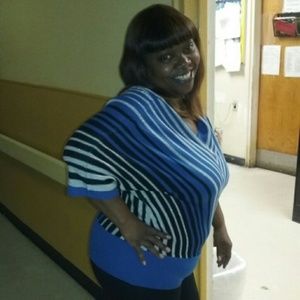 Meet your Posher, Evangela