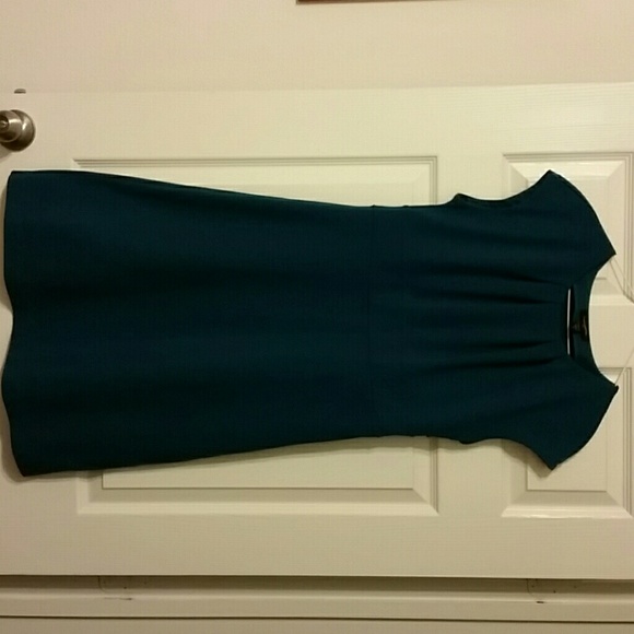 Teal business casual dress by Banana Republic