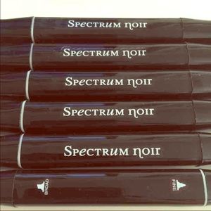 **SOLD** Spectrum noir markers