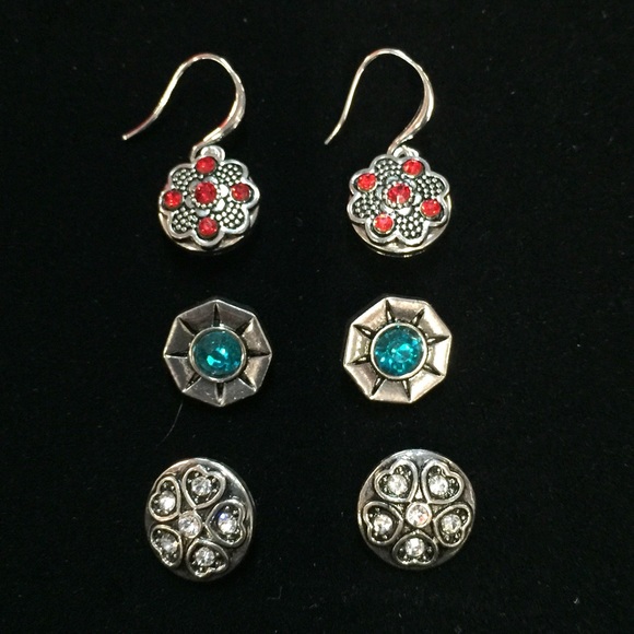Jewelry - Earrings with three sets of interchangeable snaps