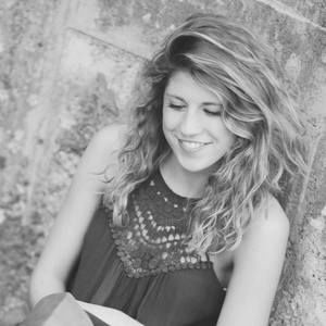 Meet your Posher, Loreli