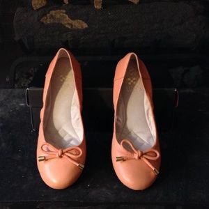 Vince Camuto Edlynn ballet flats