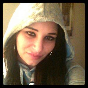 Meet your Posher, Christina