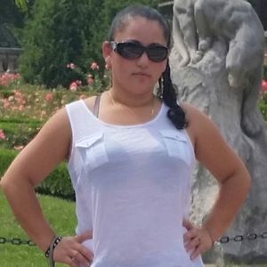 Meet your Posher, Alba