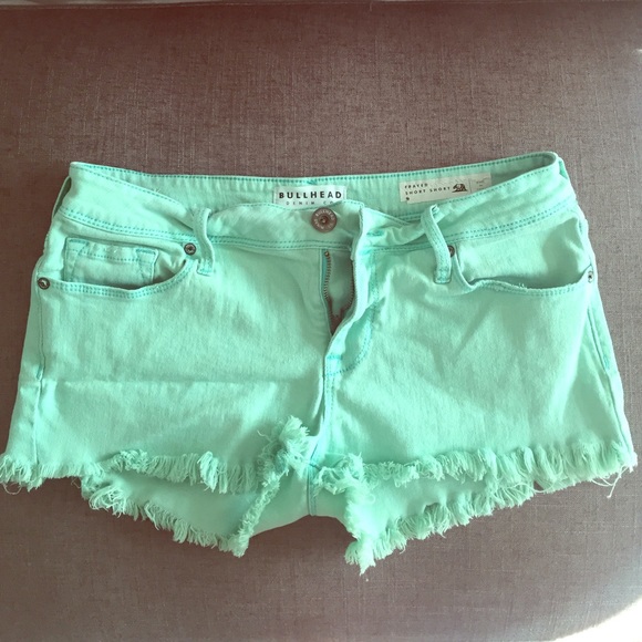 Mint Green Shorts, Frayed, size 9. (fit smaller)