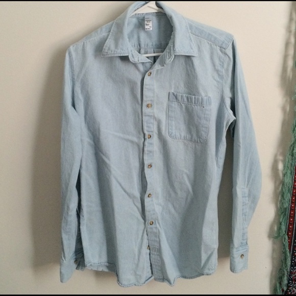 (SOLD) American Apparel Chambray denim shirt - Picture 1 of 3