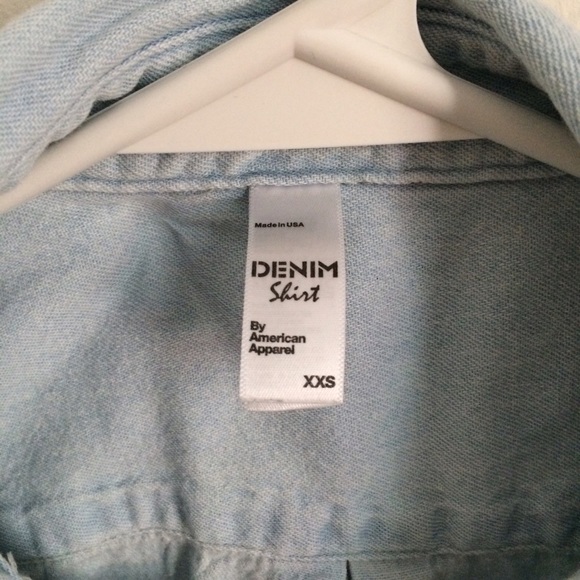 (SOLD) American Apparel Chambray denim shirt - Picture 2 of 3