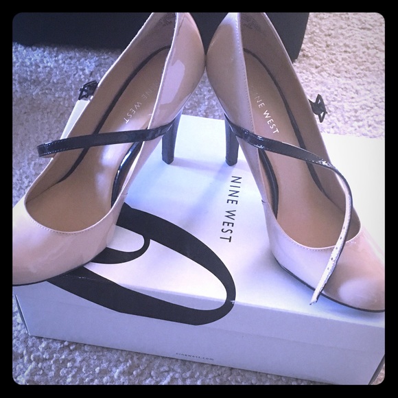 Nine West baby doll heels
