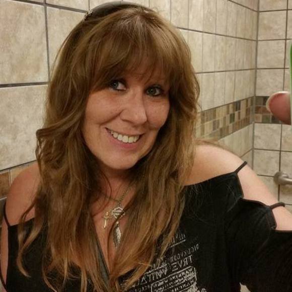 Meet your Posher, Vicki