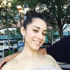 Meet your Posher, Iris