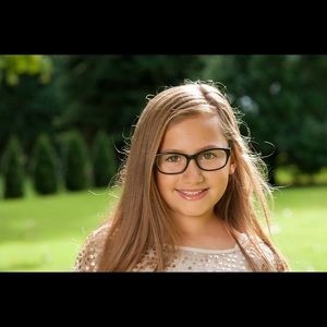 Meet your Posher, Lily