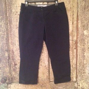 Old Navy black Capri pants