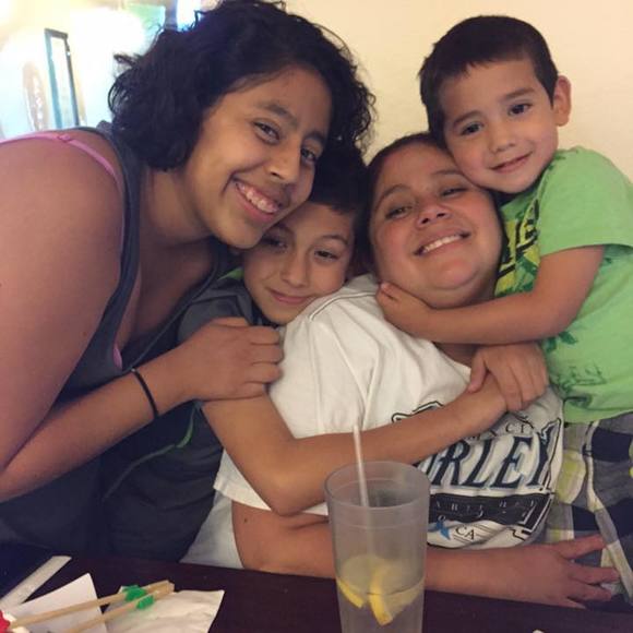 Meet your Posher, Claudia