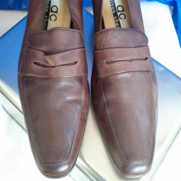 Shoes - Picture 3 of 4