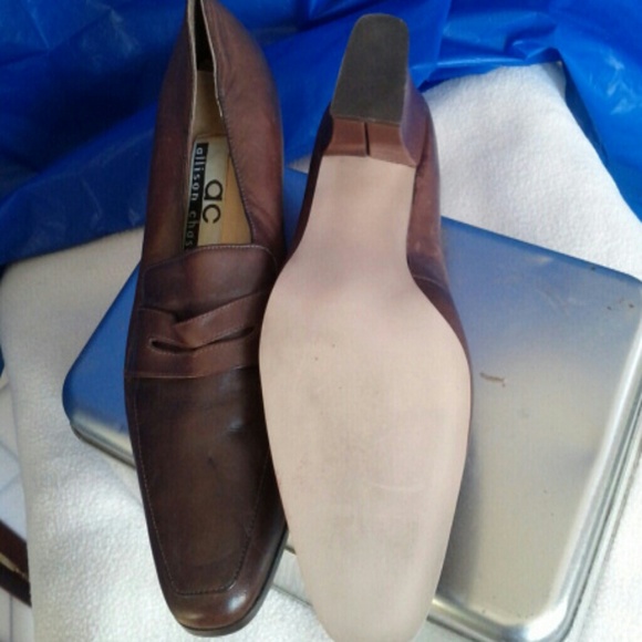 Shoes - Picture 4 of 4