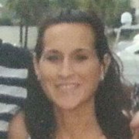 Meet your Posher, Nicole - Picture 1 of 1