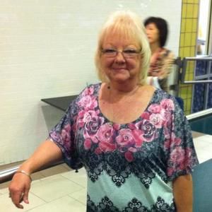 Meet your Posher, Carolyn