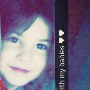 Meet your Posher, Hala