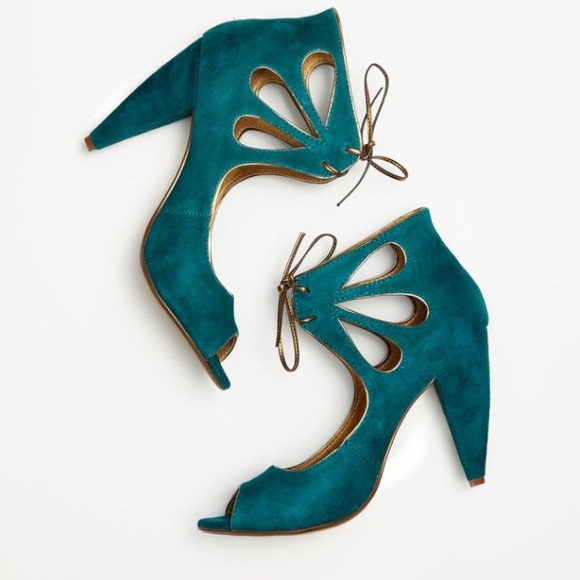 New Teal Suede Shoes 7.5