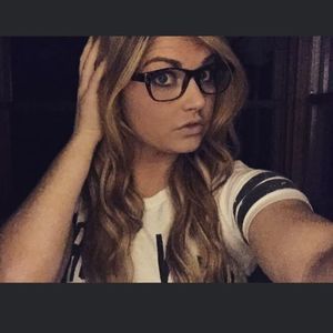 Meet your Posher, Sierra