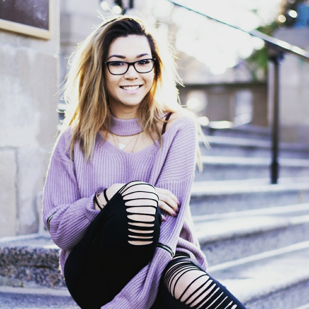 Meet your Posher, Sarina