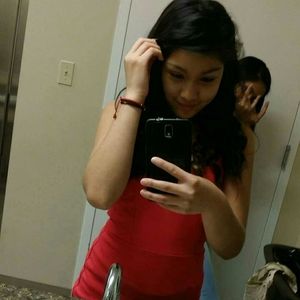 Meet your Posher, Alondra