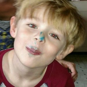 Meet your Posher, Sabrina