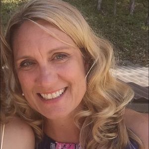 Meet your Posher, Cheryl