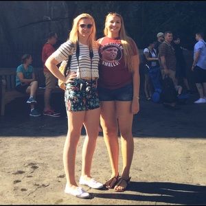 Meet your Posher, Caroline