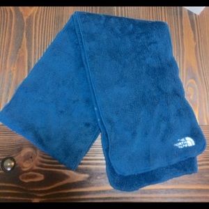Teal blue fuzzy North Face scarf