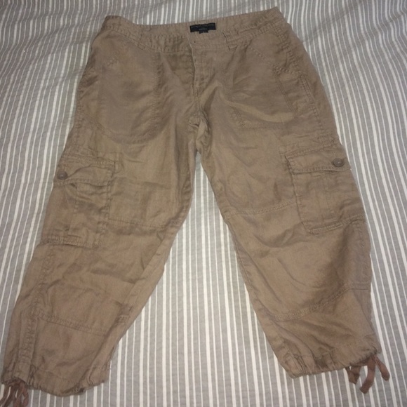 Banana Republic cargo capris - Martin fit