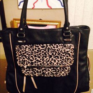 A gently used Steve Madden handbag