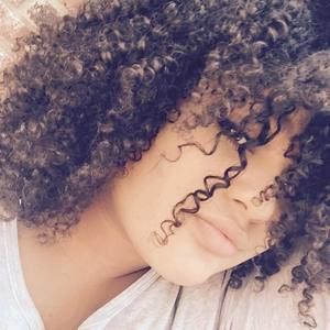 Meet your Posher, Cassie