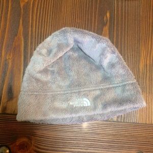 Denali thermal beanie: Northface gray furry hat
