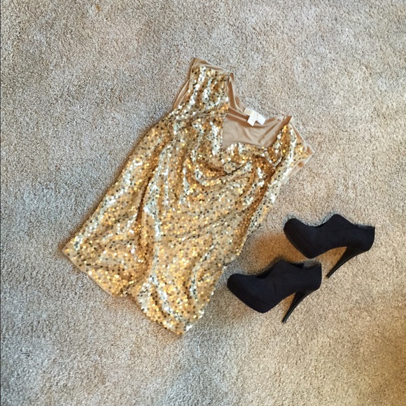 🎊🎉🎊🎉HP Michael Kors Gold Top🎊🎉🎊🎊🎉🎉 - Picture 4 of 4