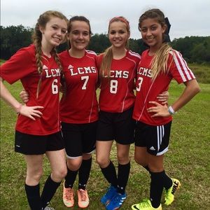 Meet your Posher, Lilya