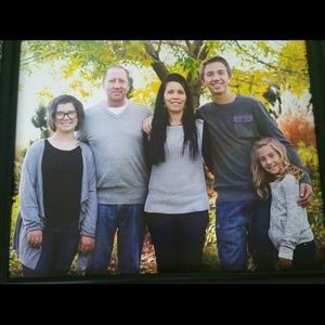 Meet your Posher, Lara