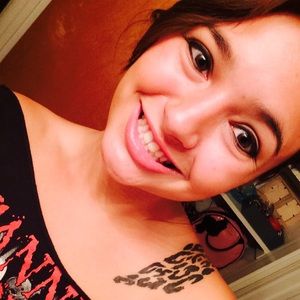 Meet your Posher, Alyssa