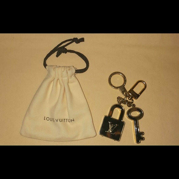 🚫Sold Authentic Louis Vuitton Confidence Key - Picture 4 of 4