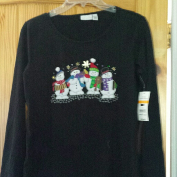 New with tags Christmas shirt - Picture 2 of 4