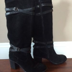 Kelly & Katie suede boots
