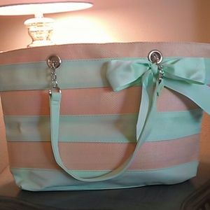 Straw and Mint Tote