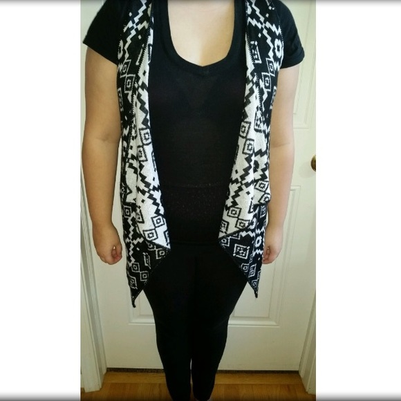 Tribal print cardigan