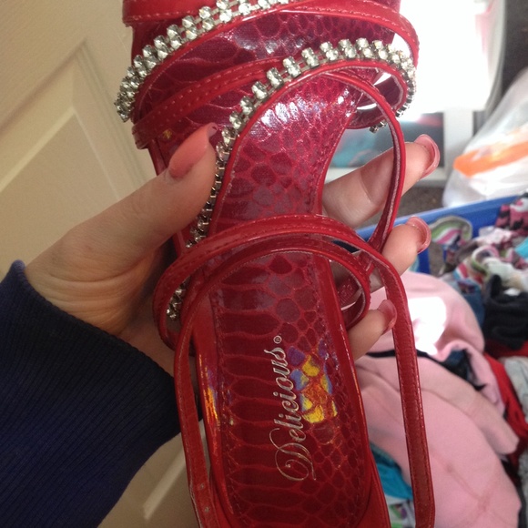 High heels, sexy red, 7 in women's - Picture 3 of 4