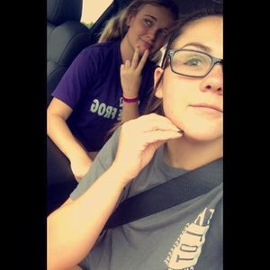 Meet your Posher, Whitnee