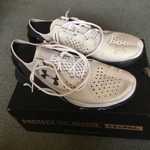 Under Armor Speedform Apollo
