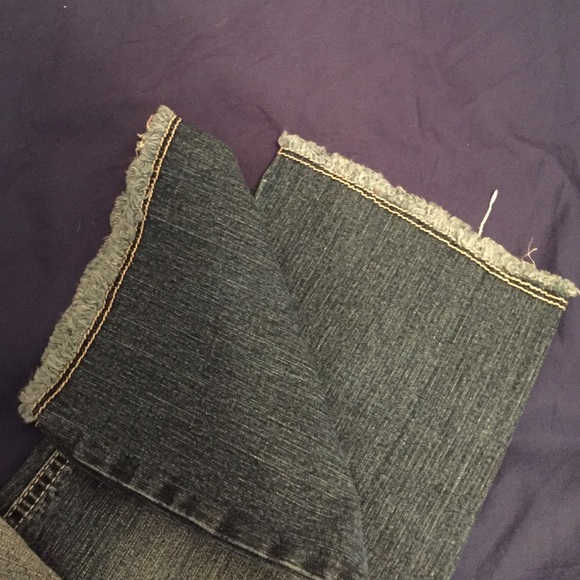 Denim Capris size 9 - Picture 2 of 4