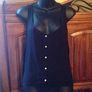 Size small black top