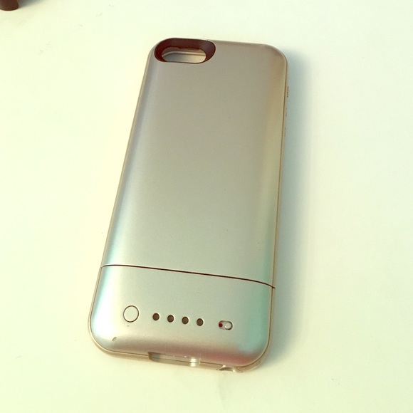 iPhone 5/5s chargeable case - Picture 1 of 2