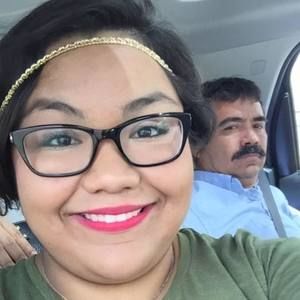 Meet your Posher, Alejandra